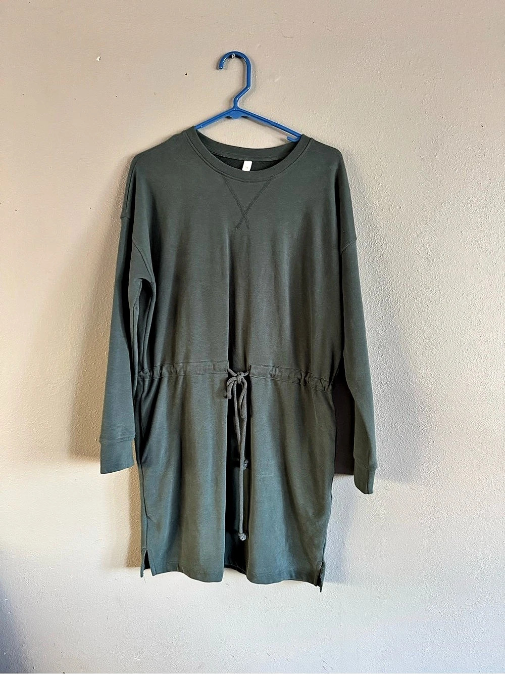Boutique Long Sleeve Mini Dress in Green Like New